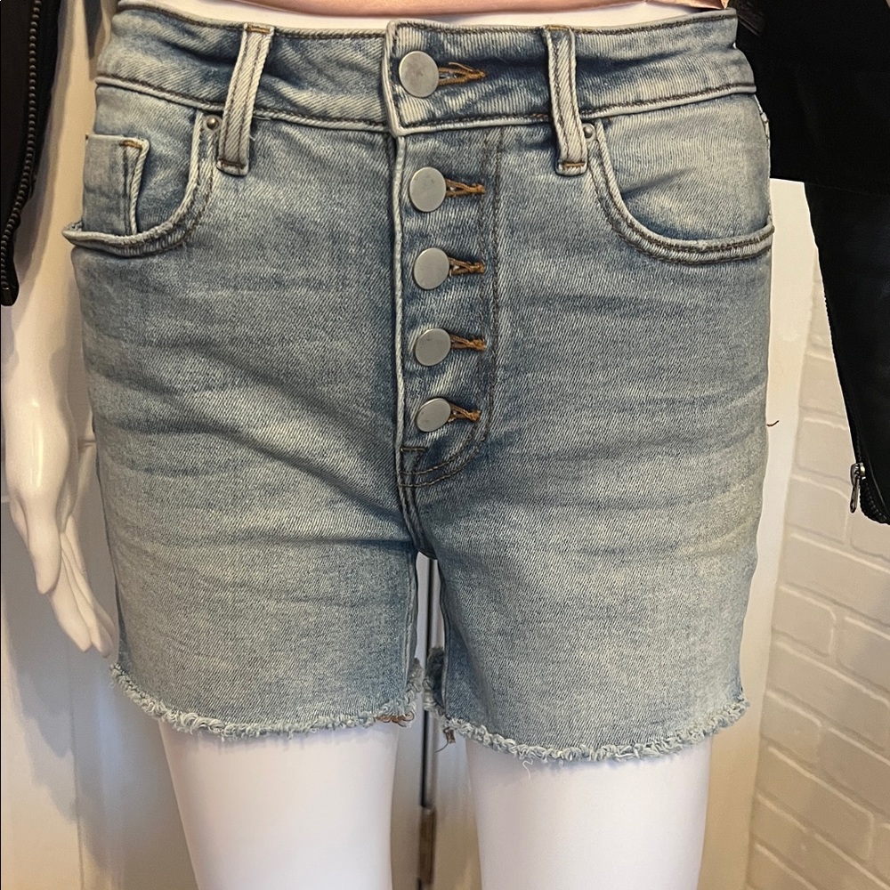 Aqua High Waisted Button Fly Denim Shorts
Size 26